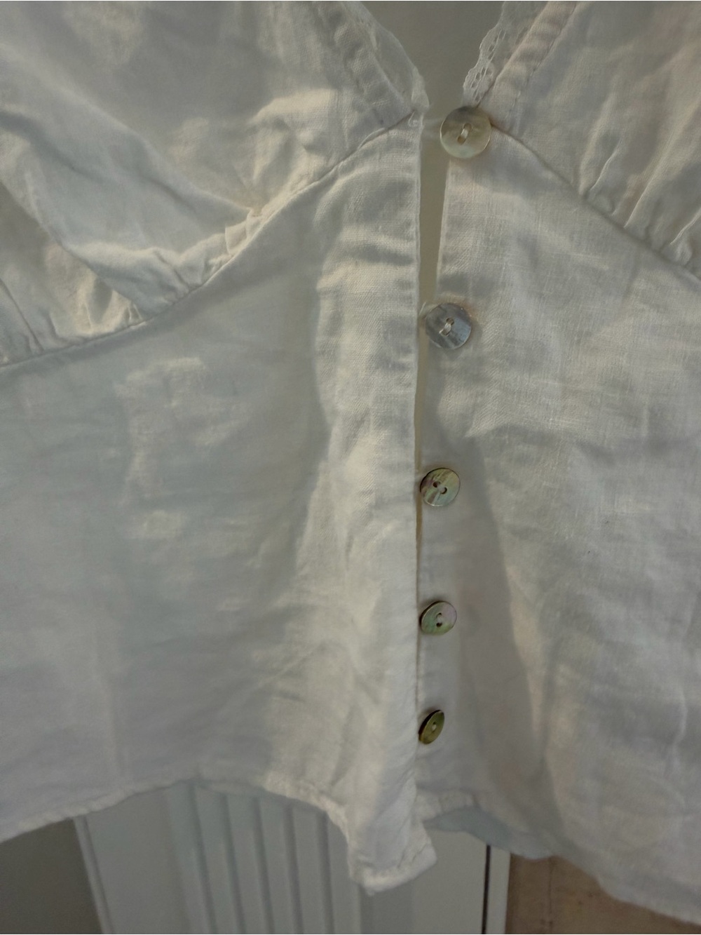 Joie Linen White V-Neck Button-Front Lace Trimmed Cottage Core Women's Top - Picture 6 of 6